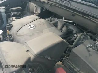 2018 Toyota Highlander SE with VIN 5TDJZRFH5JS855030, listed as a IAAI auction lot 42874798 with 91,359 mi miles and . Bid and sale history available at DreamBid. Image 19.