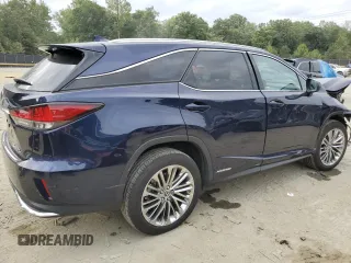2022 Lexus RX with VIN JTJJGKFA7N2029399, listed as a Copart auction lot 70560884 with 13,672 mi miles and Salvage Title. Bid and sale history available at carsss.com. Image 3.
