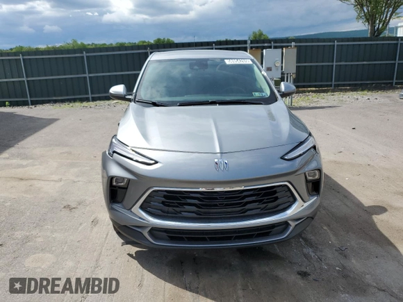 2025 Buick Encore GX Preferred with VIN KL4AMCSL6SB152691, listed as a Copart auction lot 58954265 with 7,811 mi miles and Clean title. Bid and sale history available at DreamBid. Image 5.