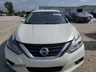 2017 Nissan Altima S with VIN 1N4AL3AP9HC216602, listed as a Copart auction lot 60855005 with 179,929 mi miles and Salvage title. Bid and sale history available at DreamBid. Image 5.