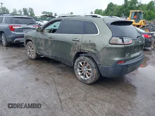 2019 Jeep Cherokee Latitude Plus with VIN 1C4PJMLB0KD169415, listed as a IAAI auction lot 42284888 with Not provided miles and . Bid and sale history available at DreamBid. Image 3.