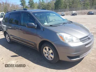 2004 Toyota Sienna CE with VIN 5TDZA23C84S215246, listed as a IAAI auction lot 42141248 with 146,206 mi miles. Bid and sale history available at carsss.com. Image 1.