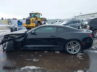 2018 Chevrolet Camaro 1LT with VIN 1G1FB1RS2J0141564, listed as a IAAI auction lot 41568944 with 97,185 mi miles. Bid and sale history available at carsss.com. Image 14.