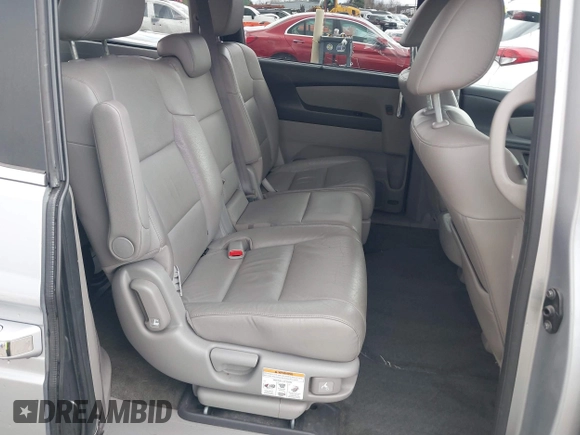 2016 Honda Odyssey EX-L with VIN 5FNRL5H64GB048004, listed as a IAAI auction lot 41676712 with 129,343 mi miles. Bid and sale history available at carsss.com. Image 8.