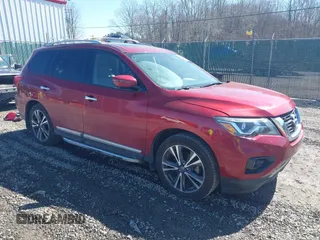 2018 Nissan Pathfinder SV z VIN 5N1DR2MM5JC614716, wystawiony jako IAAI lot #41762250 z przebiegiem 94 825 mil mil oraz . Historia ofert i sprzedaży dostępna na DreamBid. Obrazek 1.