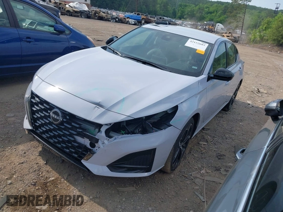 2025 Nissan Altima SR with VIN 1N4BL4CV0SN361223, listed as a IAAI auction lot 42152685 with 3,587 mi miles and . Bid and sale history available at DreamBid. Image 16.