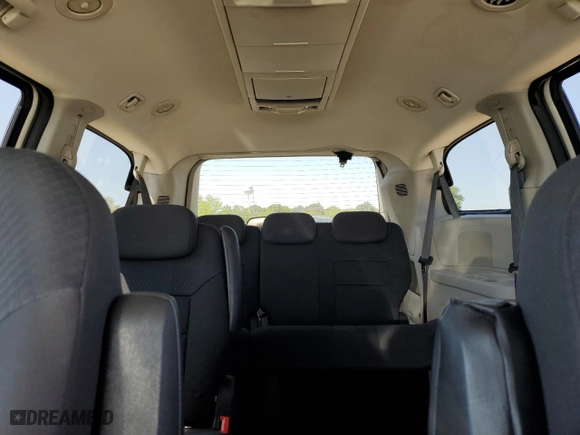 2010 Dodge Grand Caravan SXT with VIN 2D4RN5D17AR161433, listed as a Copart auction lot 52822915 with 184,203 mi miles and Clean Title. Bid and sale history available at carsss.com. Image 10.