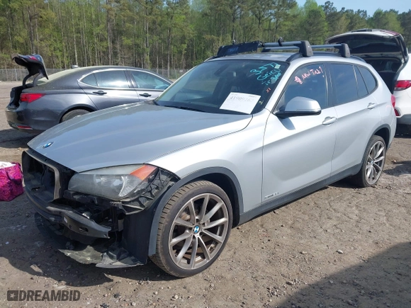 2013 BMW X1 28i with VIN WBAVM1C54DVW41570, listed as a IAAI auction lot 41909262 with 78,225 mi miles. Bid and sale history available at carsss.com. Image 2.