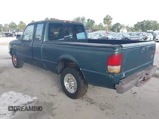 1996 Ford Ranger XL z VIN 1FTCR14AXTTA10663, wystawiony jako IAAI lot #42312413 z przebiegiem 104 211 mil mil oraz . Historia ofert i sprzedaży dostępna na DreamBid. Obrazek 3.