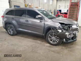 2019 Toyota Highlander SE with VIN 5TDJZRFH0KS598991, listed as a Copart auction lot 62814595 with 87,724 mi miles and Salvage title. Bid and sale history available at DreamBid. Image 4.