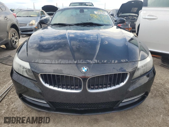 2011 BMW Z4 sDrive30i with VIN WBALM5C55BE378789, listed as a Copart auction lot 73832404 with 0 mi miles and Non Repairable. Bid and sale history available at carsss.com. Image 5.