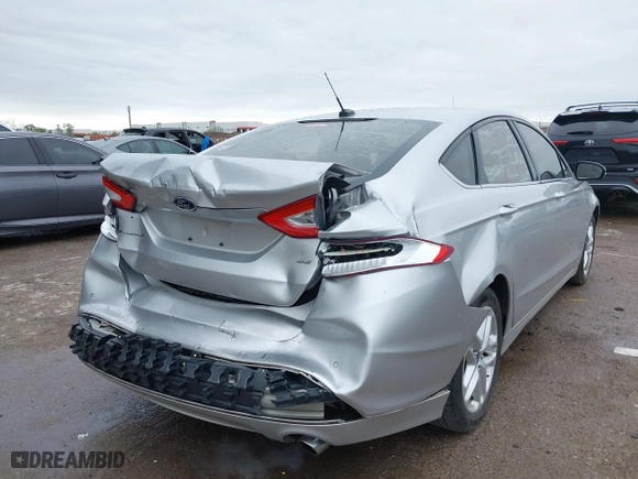 2015 Ford Fusion SE with VIN 3FA6P0H79FR304157, listed as a IAAI auction lot 41947413 with 84,058 mi miles. Bid and sale history available at carsss.com. Image 4.