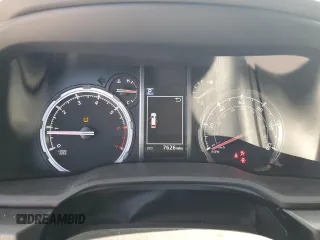 2024 Toyota 4Runner TRD Pro z VIN JTELU5JR3R6258627, wystawiony jako Copart lot #50784785 z przebiegiem 7 626 mil mil oraz Nie do naprawy • Non repairable. Historia ofert i sprzedaży dostępna na DreamBid. Obrazek 9.