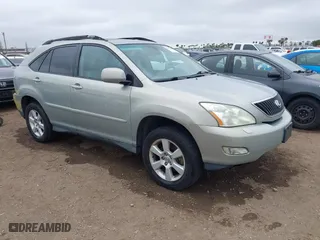 2004 Lexus RX 330 with VIN 2T2HA31UX4C001702, listed as a IAAI auction lot 41902215 with 198,590 mi miles. Bid and sale history available at carsss.com. Image 1.