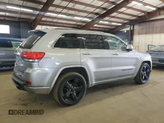 2015 Jeep Grand Cherokee Laredo with VIN 1C4RJFAG2FC687265, listed as a Copart auction lot 50428355 with 96,634 mi miles and Clean Title. Bid and sale history available at carsss.com. Image 3.