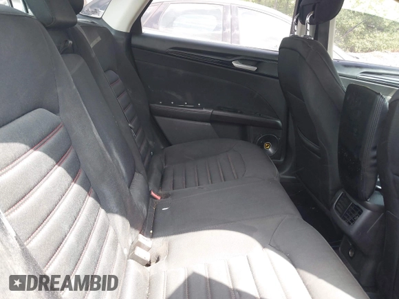 2014 Ford Fusion SE with VIN 1FA6P0H79E5357569, listed as a IAAI auction lot 42088928 with 255,498 mi miles and . Bid and sale history available at DreamBid. Image 8.