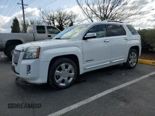 2014 GMC Terrain Denali z VIN 2GKFLZE32E6125318, wystawiony jako Copart lot #51661685 z przebiegiem 134 180 mil mil oraz Czysty tytuł • Clean title. Historia ofert i sprzedaży dostępna na DreamBid. Obrazek 1.