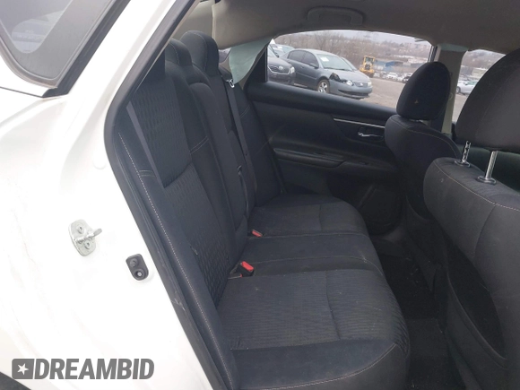 2018 Nissan Altima SR with VIN 1N4AL3AP3JC247169, listed as a IAAI auction lot 41735998 with 98,722 mi miles and . Bid and sale history available at carsss.com. Image 8.