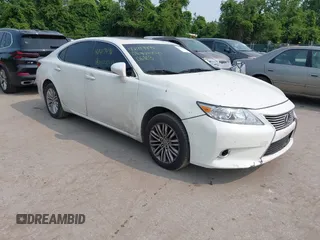 2013 Lexus ES 250 с VIN JTHBK1GG0D2022892, выставлен на аукционе IAAI как лот 42417496 с пробегом 147 121 миль миль и . История ставок и продаж доступна на DreamBid. Изображение 1.