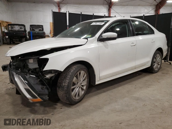 2015 Volkswagen Jetta SE с VIN 3VWD17AJ7FM412336, выставлен на аукционе Copart как лот 47987155 с пробегом 53 564 миль миль и Списание • Salvage title. История ставок и продаж доступна на DreamBid. Изображение 1.