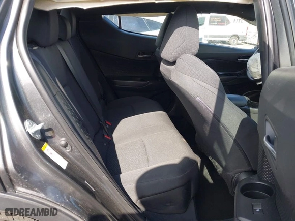 2019 Toyota C-HR XLE with VIN NMTKHMBX0KR082149, listed as a IAAI auction lot 41601379 with 79,765 mi miles. Bid and sale history available at carsss.com. Image 8.