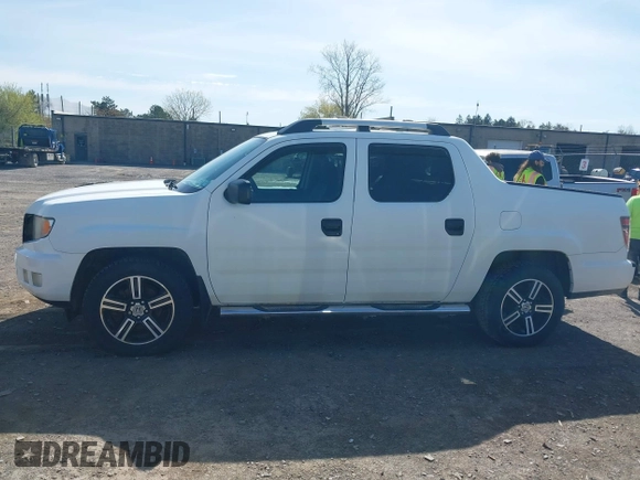 2013 Honda Ridgeline Sport with VIN 5FPYK1F7XDB012713, listed as a IAAI auction lot 42136997 with 158,631 mi miles. Bid and sale history available at carsss.com. Image 15.