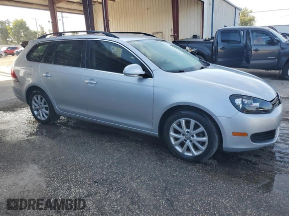 2014 Volkswagen Jetta SportWagen S with VIN 3VWPP7AJXEM603212, listed as a Copart auction lot 71730334 with 87,751 mi miles and Non Repairable. Bid and sale history available at carsss.com. Image 4.
