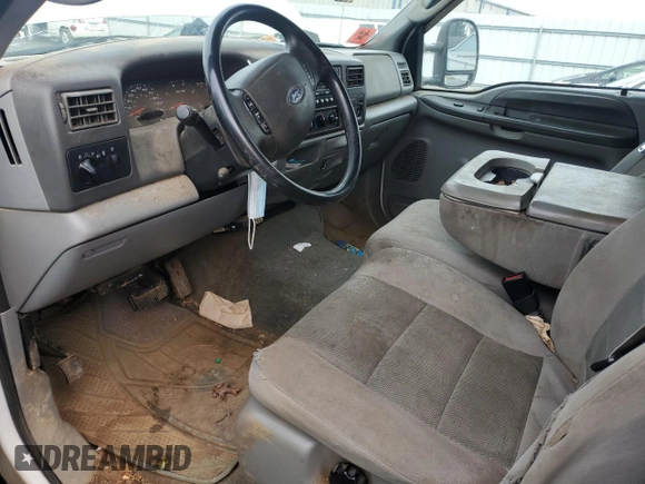 2004 Ford Super Duty F-250 XL with VIN 1FTNX21P04ED89661, listed as a Copart auction lot 45214445 with 314,538 mi miles and Salvage Title. Bid and sale history available at carsss.com. Image 8.