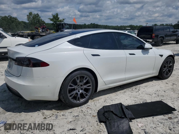 2021 Tesla Model S Long Range with VIN 5YJSA1E52MF443953, listed as a Copart auction lot 59838715 with 54,643 mi miles and Salvage title. Bid and sale history available at DreamBid. Image 3.