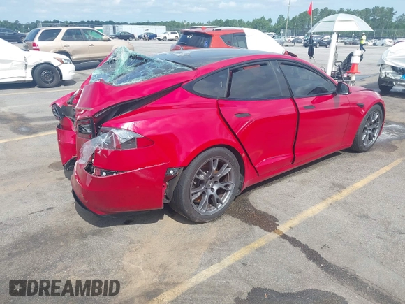 2021 Tesla Model S Plaid z VIN 5YJSA1E69MF439987, wystawiony jako IAAI lot #42496725 z przebiegiem 25 mil mil oraz . Historia ofert i sprzedaży dostępna na DreamBid. Obrazek 4.