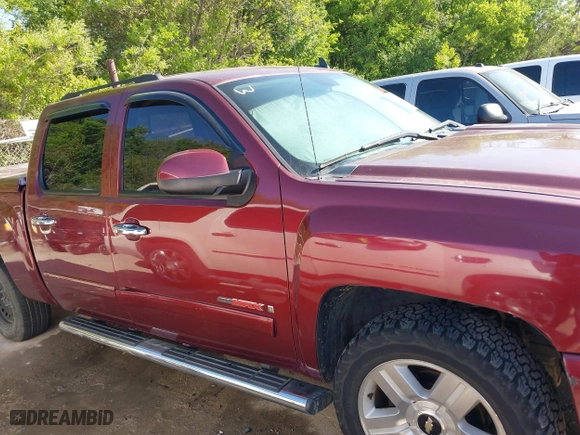 2008 Chevrolet Silverado 1500 LTZ with VIN 2GCEK13Y481105759, listed as a IAAI auction lot 41992739 with 110,122 mi miles. Bid and sale history available at carsss.com. Image 13.