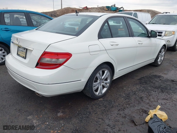 2008 Mercedes-Benz C-Class 3.0L Sport with VIN WDDGF54X98F131864, listed as a IAAI auction lot 41997919 with 108,399 mi miles. Bid and sale history available at carsss.com. Image 4.