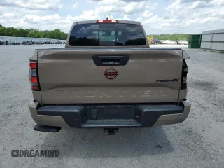 2023 Nissan Frontier SV z VIN 1N6ED1EK8PN668889, wystawiony jako Copart lot #55412555 z przebiegiem 19 323 mil mil oraz Szkoda całkowita • Salvage title. Historia ofert i sprzedaży dostępna na DreamBid. Obrazek 6.