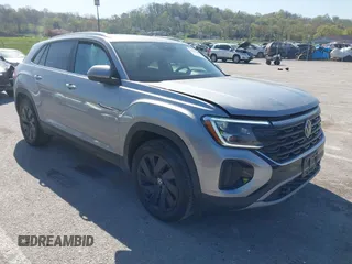 2024 Volkswagen Atlas SE with VIN 1V2KE2CA3RC243791, listed as a IAAI auction lot 42037645 with 24,932 mi miles and . Bid and sale history available at DreamBid. Image 1.