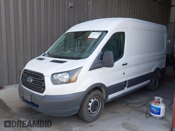 2018 Ford Transit с VIN 1FTYE1CMXJKB42368, выставлен на аукционе IAAI как лот 42449158 с пробегом 115 735 миль миль и . История ставок и продаж доступна на DreamBid. Изображение 16.