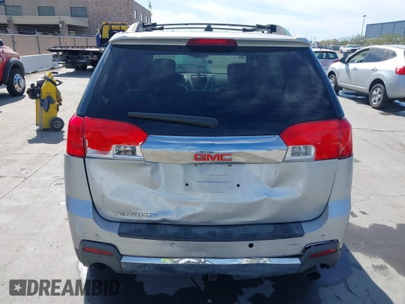 2012 GMC Terrain SLT-2 with VIN 2GKFLWE51C6231496, listed as a IAAI auction lot 42019893 with 157,232 mi miles. Bid and sale history available at carsss.com. Image 13.