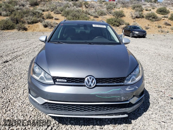 2017 Volkswagen Golf S z VIN 3VWH17AU7HM520826, wystawiony jako Copart lot #52184895 z przebiegiem 77 849 mil mil oraz Szkoda całkowita • Salvage title. Historia ofert i sprzedaży dostępna na DreamBid. Obrazek 5.