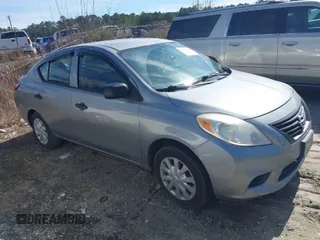 2012 Nissan Versa S with VIN 3N1CN7APXCL901194, listed as a IAAI auction lot 41552348 with 155,002 mi miles. Bid and sale history available at carsss.com. Image 1.