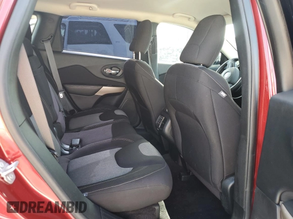 2017 Jeep Cherokee Sport z VIN 1C4PJLAB9HW640648, wystawiony jako Copart lot #59967995 z przebiegiem 120 862 mil mil oraz Szkoda całkowita • Salvage title. Historia ofert i sprzedaży dostępna na DreamBid. Obrazek 11.