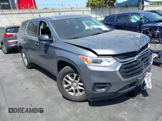 2020 Chevrolet Traverse LS z VIN 1GNERFKW9LJ248110, wystawiony jako IAAI lot #42095561 z przebiegiem 67 535 mil mil oraz . Historia ofert i sprzedaży dostępna na DreamBid. Obrazek 1.