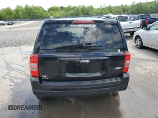2014 Jeep Patriot Latitude z VIN 1C4NJPFA8ED679463, wystawiony jako Copart lot #57115775 z przebiegiem 183 218 mil mil oraz Szkoda całkowita • Salvage title. Historia ofert i sprzedaży dostępna na DreamBid. Obrazek 6.