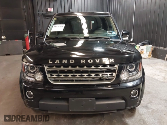 2016 Land Rover LR4 HSE with VIN SALAG2V67GA812949, listed as a IAAI auction lot 41478520 with 86,326 mi miles and . Bid and sale history available at DreamBid. Image 6.