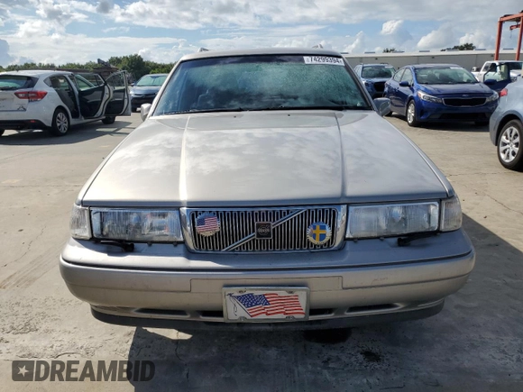 1995 Volvo 960 с VIN YV1KW9617S1025139, выставлен на аукционе Copart как лот 74299394 с пробегом 92 545 миль миль и Списание • Salvage title. История ставок и продаж доступна на DreamBid. Изображение 5.