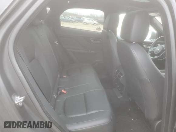 2018 Jaguar F-Pace 20d Premium with VIN SADCJ2FN7JA298071, listed as a Copart auction lot 82377644 with 118,698 mi miles and Clean Title. Bid and sale history available at DreamBid. Image 11.