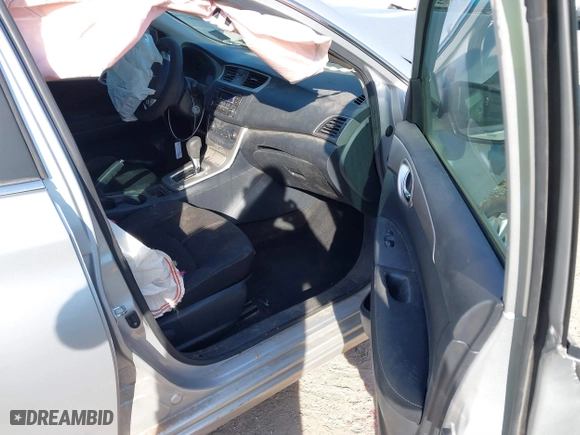 2015 Nissan Sentra S with VIN 3N1AB7AP9FY341143, listed as a IAAI auction lot 40657393 with 134,986 mi miles. Bid and sale history available at carsss.com. Image 5.