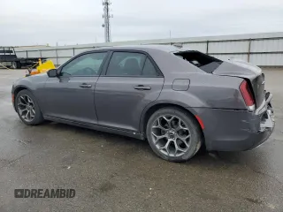 2015 Chrysler 300 with VIN 2C3CCABG2FH926929, listed as a Copart auction lot 44417275 with 133,737 mi miles and Salvage Title. Bid and sale history available at carsss.com. Image 2.