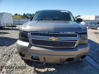2013 Chevrolet Suburban LS z VIN 1GNWKLEG4DR113485, wystawiony jako Copart lot #80772604 z przebiegiem 183 622 mil mil oraz Szkoda całkowita • Salvage title. Historia ofert i sprzedaży dostępna na DreamBid. Obrazek 5.