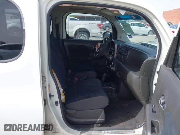 2009 Nissan Cube SL z VIN JN8AZ28R39T125924, wystawiony jako IAAI lot #41742098 z przebiegiem 168 849 mil mil oraz . Historia ofert i sprzedaży dostępna na DreamBid. Obrazek 5.