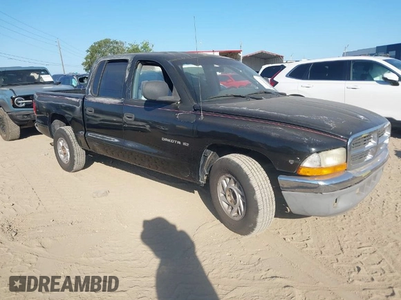 2000 Dodge Dakota Sport with VIN 1B7GL2AN2YS776819, listed as a IAAI auction lot 42066658 with 250,880 mi miles and . Bid and sale history available at carsss.com. Image 1.
