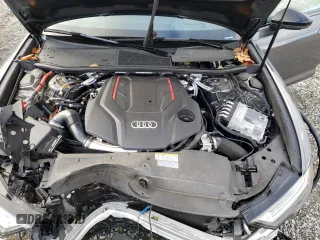2021 Audi S6 Prestige z VIN WAUFFAF29MN065572, wystawiony jako Copart lot #79905403 z przebiegiem 39 627 mil mil oraz . Historia ofert i sprzedaży dostępna na DreamBid. Obrazek 11.